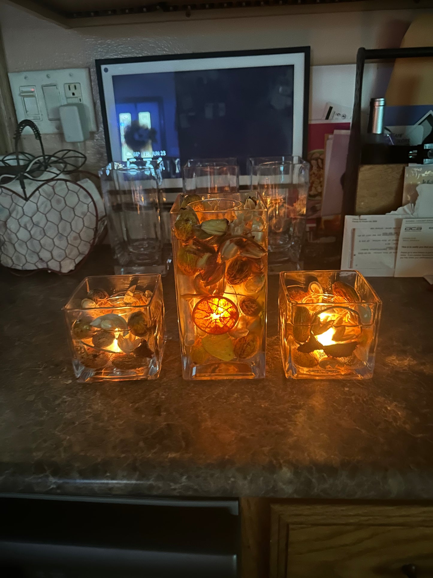 Large Clementine & Mango Luxury Aromatic Potpourri Tea Light Candle Holder