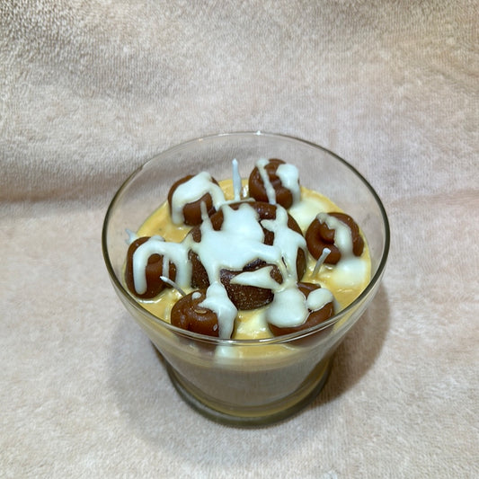 Cinnabon soy candle