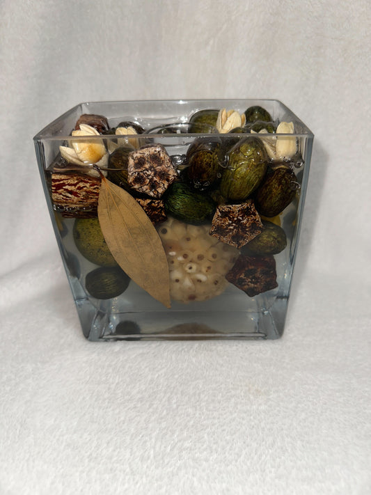 Large Garden Mix Luxury Aromatic Potpourri Gel Tea Light Candle Holder