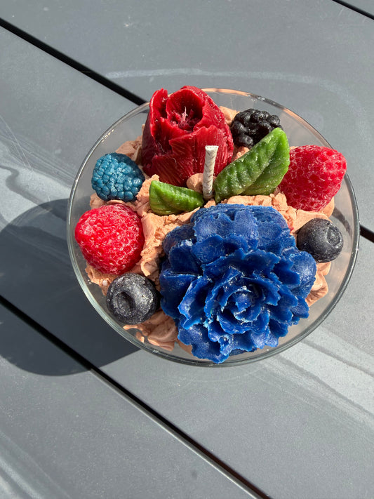 Berry floral soy candle